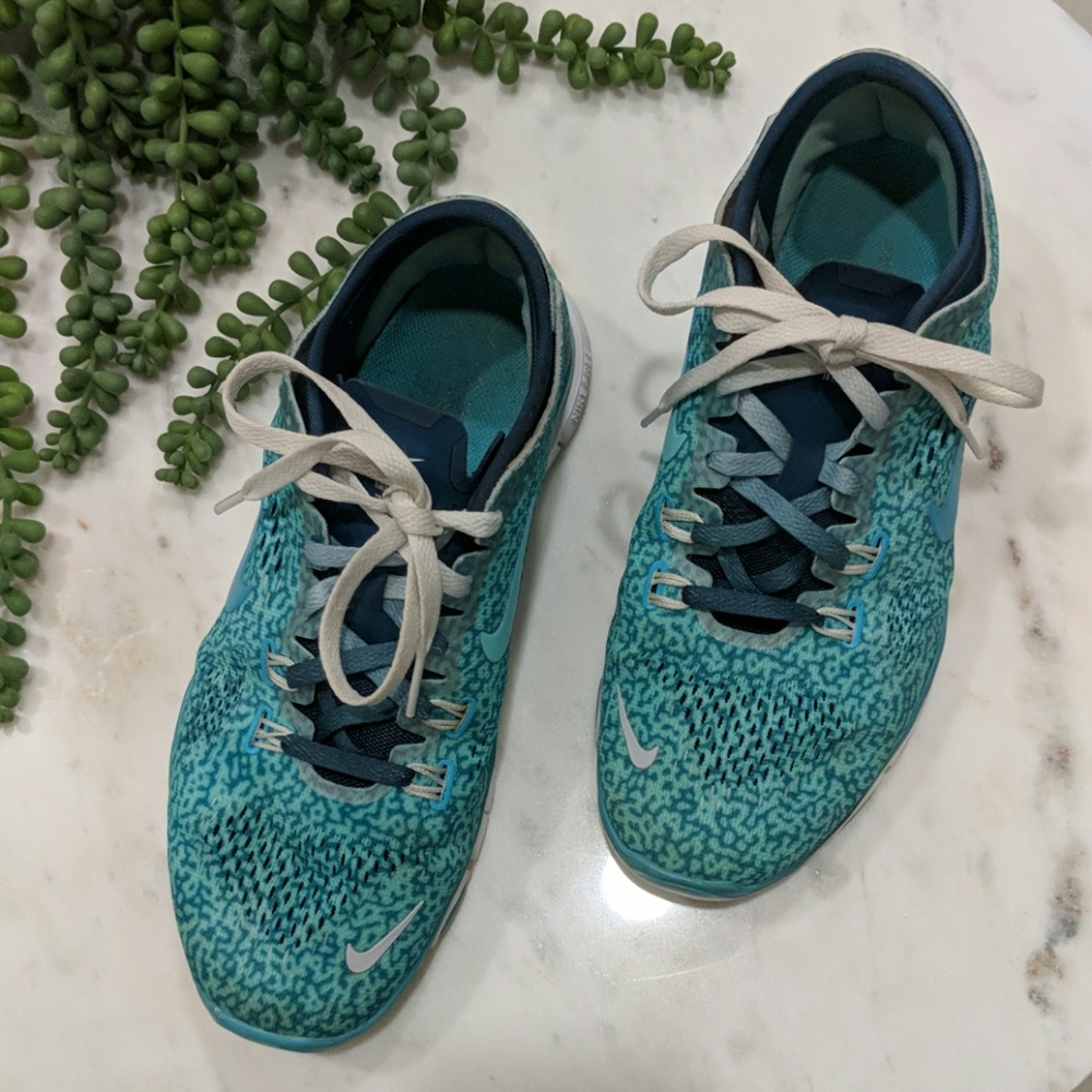 Nike Free 5.0 trainers